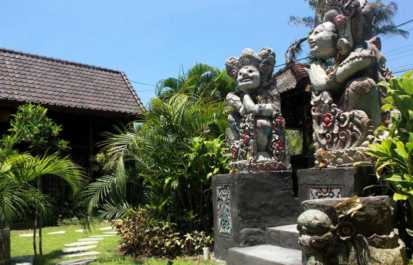 Swan House Canggu Hotel Exterior foto